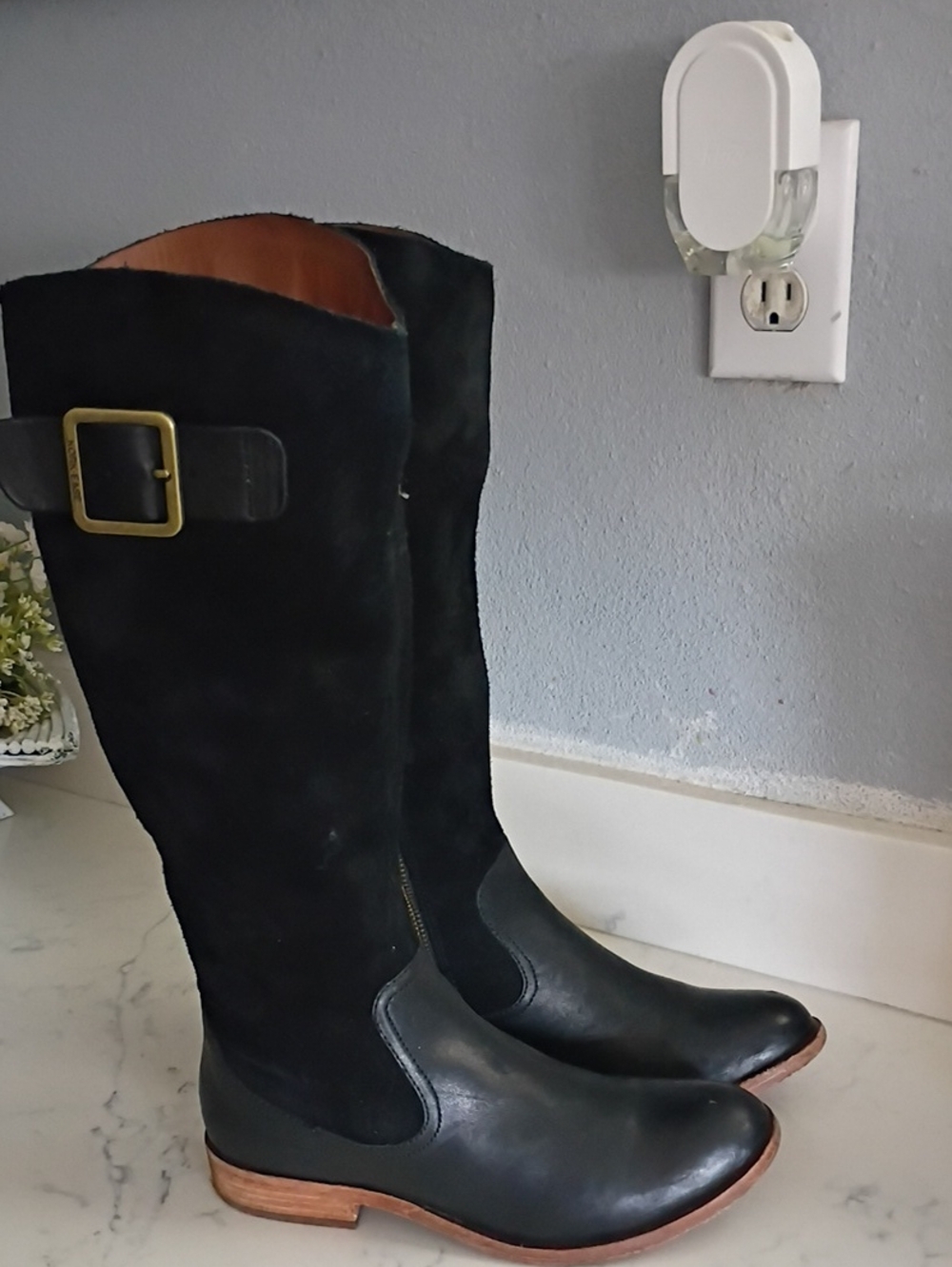 Kork Ease Black Leather & Suede Knee-High Women's Riding Boots